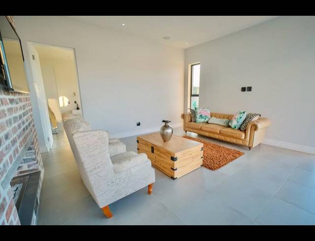 4 BEDROOM PROPERTY TO RENT IN COPPERLEAF ESTATE